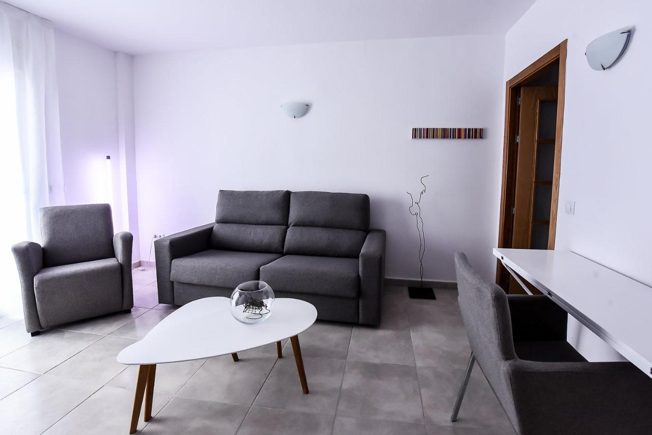 Sal Mar Suites Santa Eularia des Riu Exterior photo