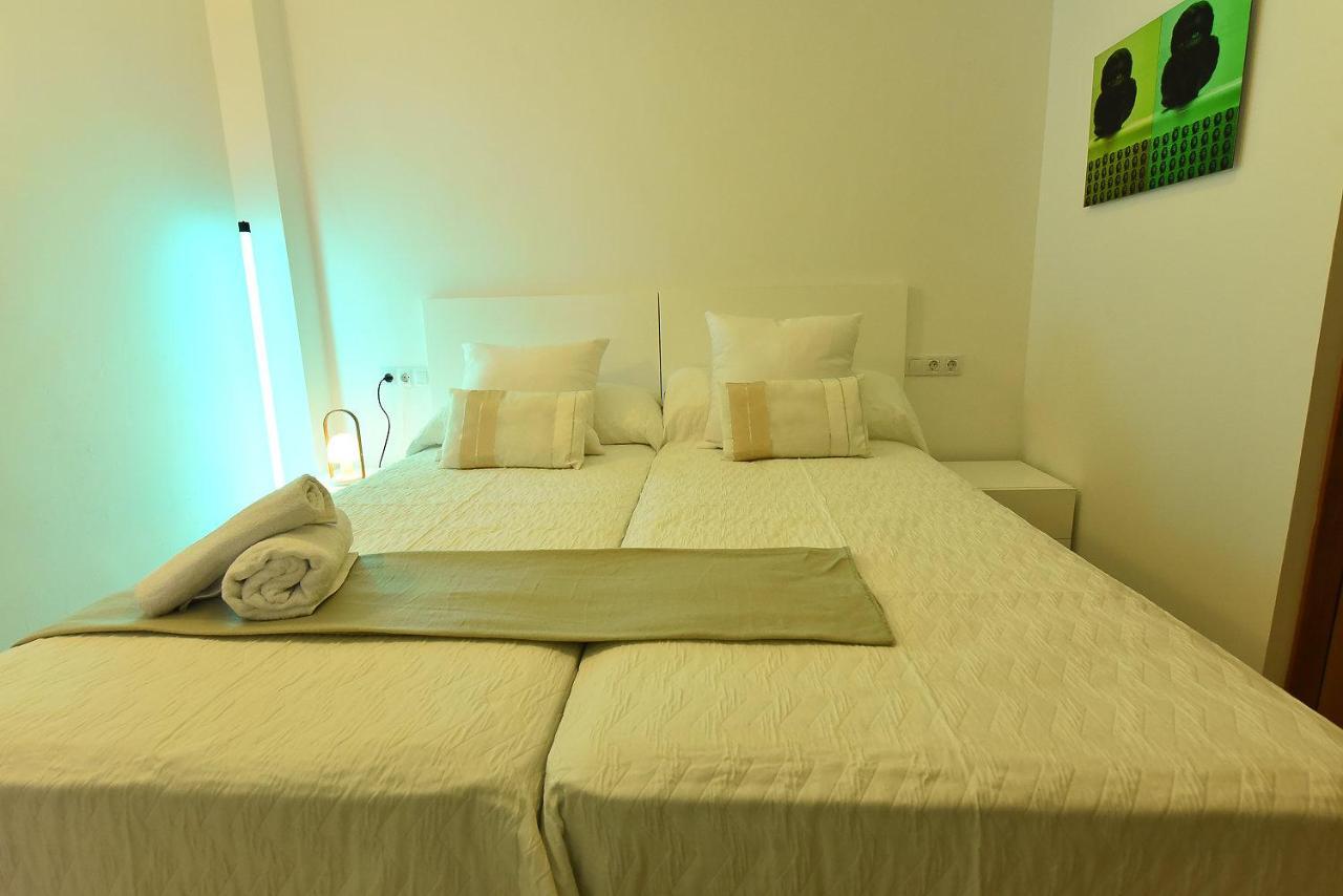 Sal Mar Suites Santa Eularia des Riu Exterior photo