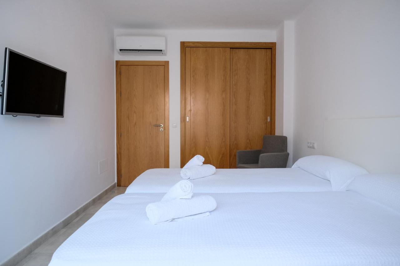 Sal Mar Suites Santa Eularia des Riu Exterior photo