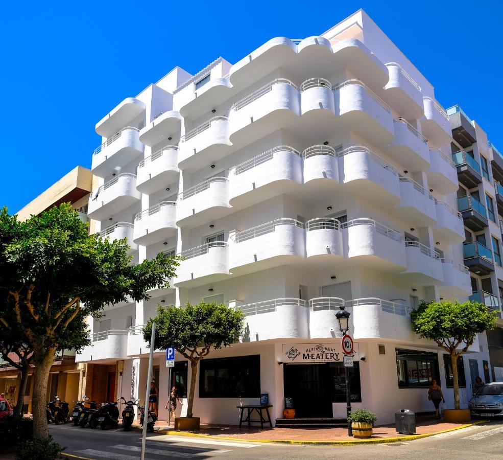 Sal Mar Suites Santa Eularia des Riu Exterior photo