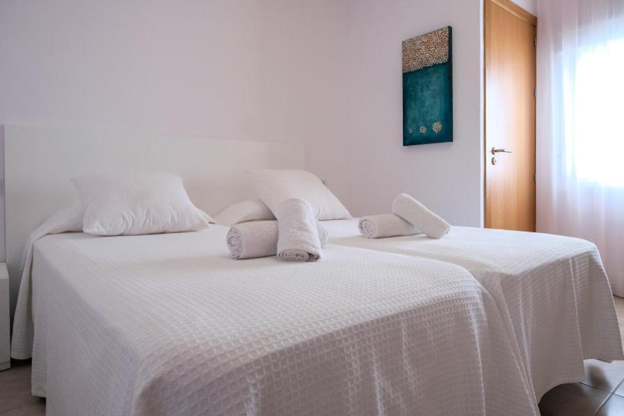 Sal Mar Suites Santa Eularia des Riu Exterior photo
